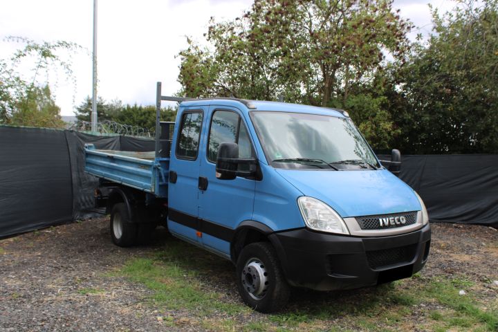 IVECO DAILY 3.0,70C17,SKLÁPEČ,7 MÍST, TAŽNÉ